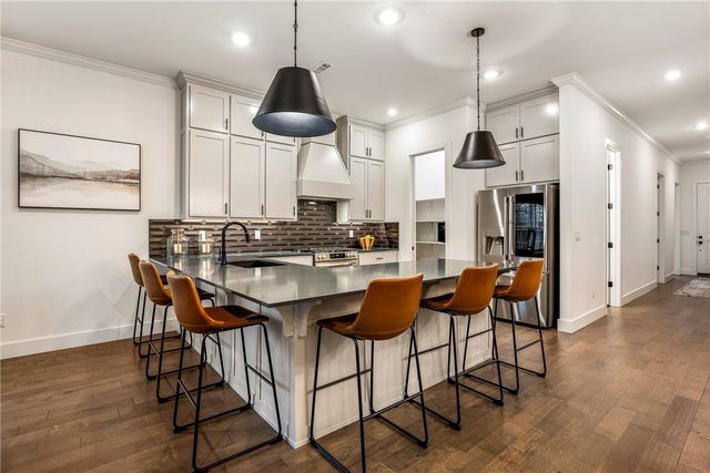 6201 SW Beacon Street, Bentonville, AR 72713