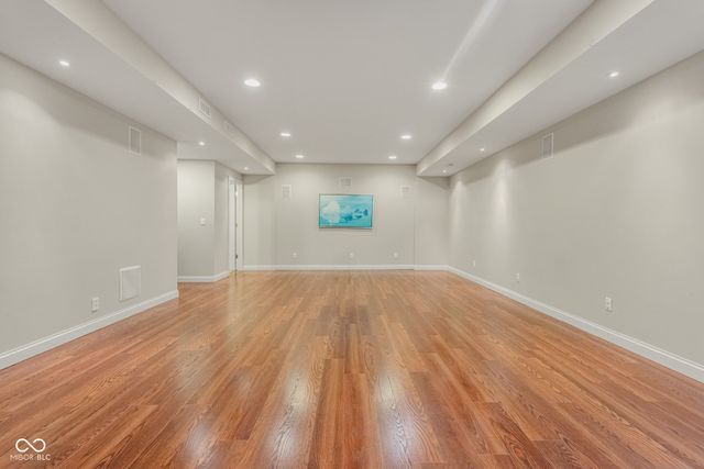 2296 Berkshire Place N, Columbus, IN 47203