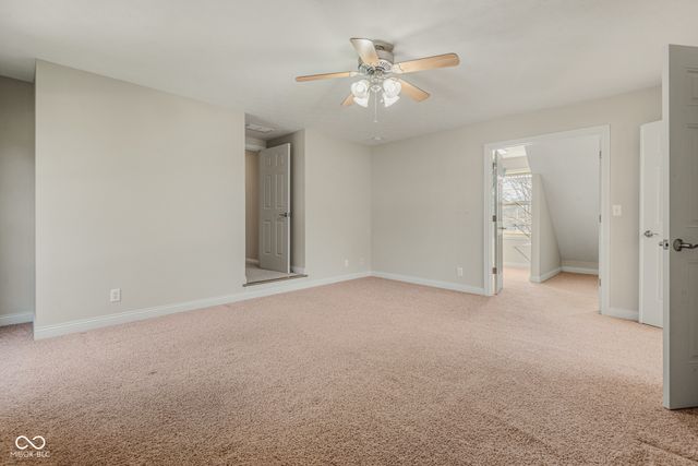 2296 Berkshire Place N, Columbus, IN 47203