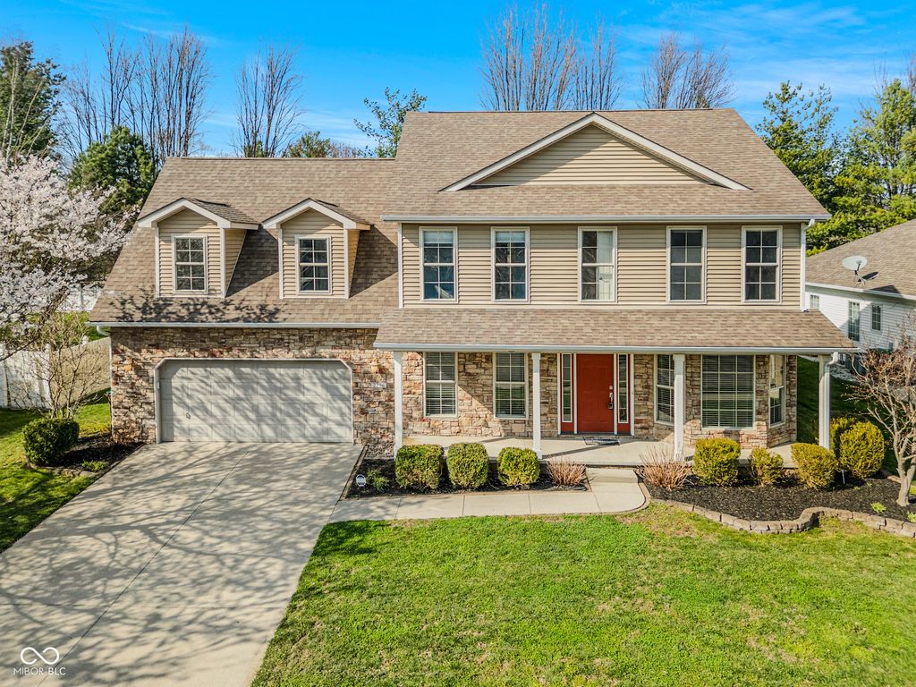 2296 Berkshire Place N, Columbus, IN 47203