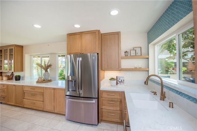 7901 Southwind, Huntington Beach, CA 92648