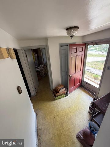 422 BIRCH DR, Mickleton, NJ 08056