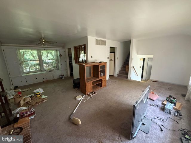 422 BIRCH DR, Mickleton, NJ 08056