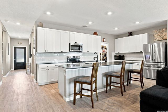13215 Turnesa Ter, San Antonio, TX 78221