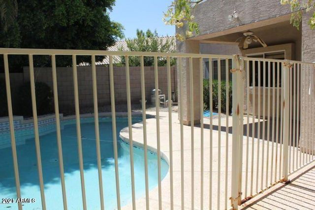 445 W PECAN Place, Tempe, AZ 85284