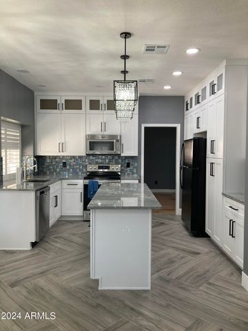445 W PECAN Place, Tempe, AZ 85284