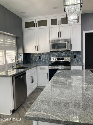 445 W PECAN Place, Tempe, AZ 85284