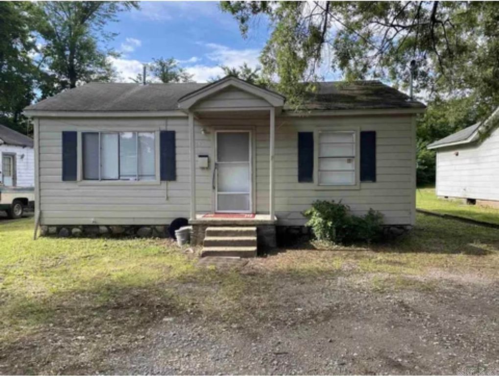 1505 W 37th, North Little Rock, AR 72118