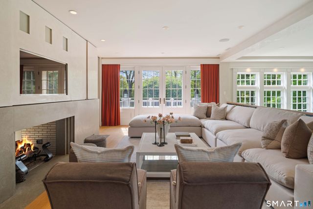 114 Adams Lane, New Canaan, CT 06840