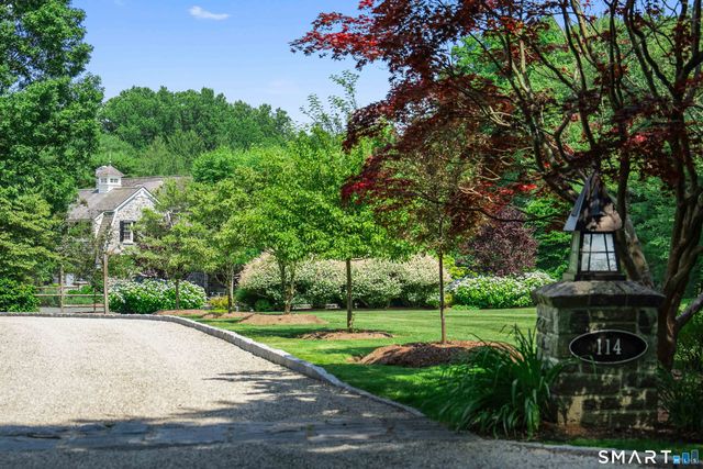 114 Adams Lane, New Canaan, CT 06840