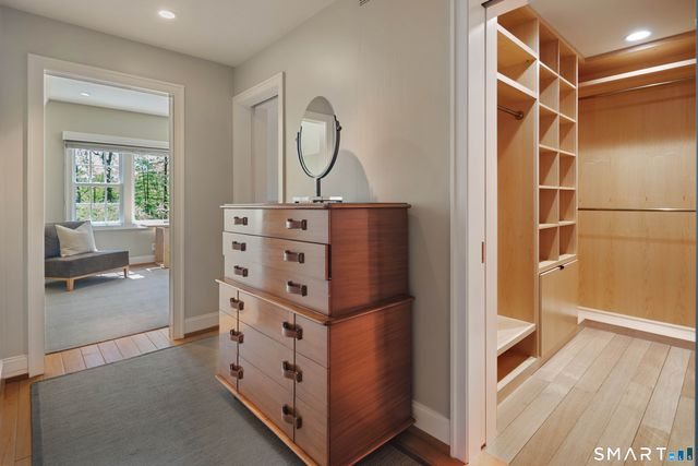 114 Adams Lane, New Canaan, CT 06840