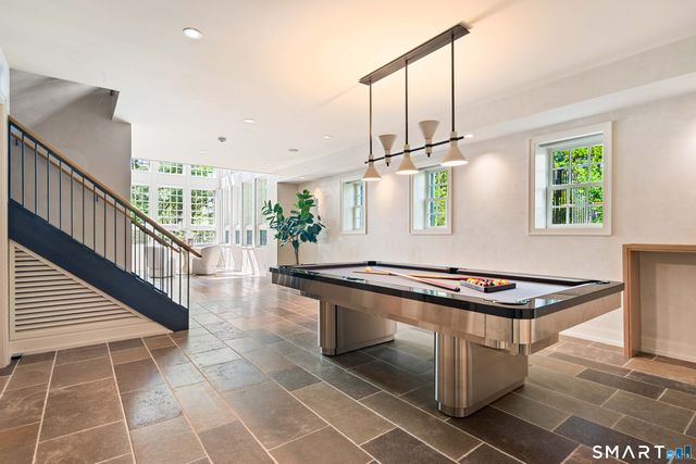 114 Adams Lane, New Canaan, CT 06840