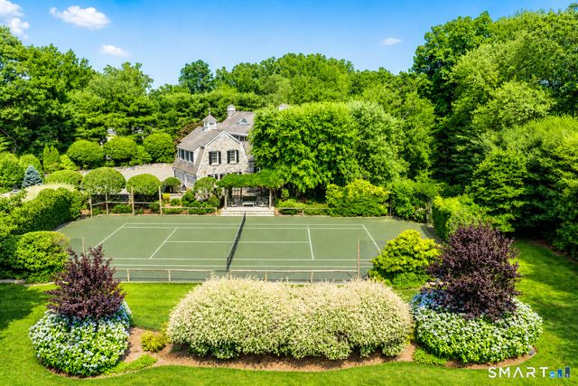 114 Adams Lane, New Canaan, CT 06840
