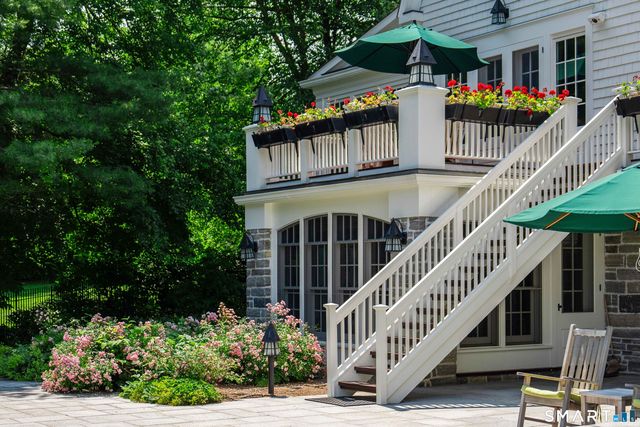 114 Adams Lane, New Canaan, CT 06840