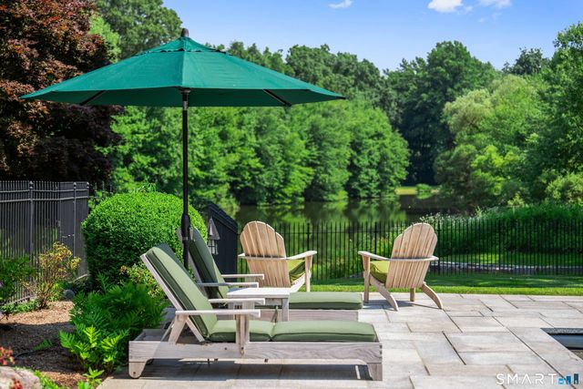 114 Adams Lane, New Canaan, CT 06840