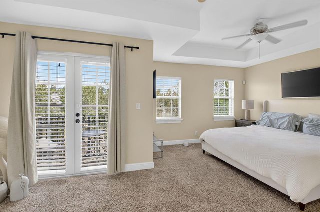 1054 E Heritage Club Circle, Delray Beach, FL 33483