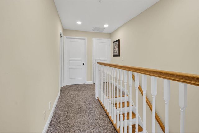 1054 E Heritage Club Circle, Delray Beach, FL 33483