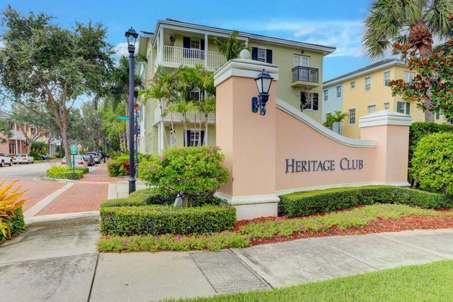 1054 E Heritage Club Circle, Delray Beach, FL 33483