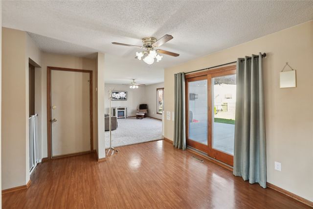 800 9th Court SE, Bondurant, IA 50035