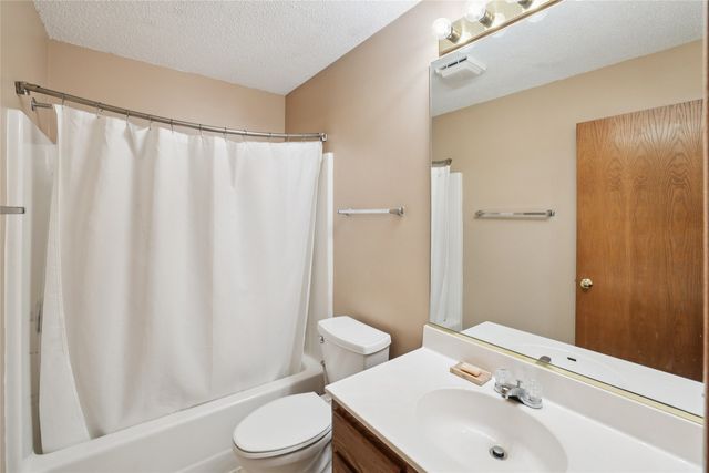 800 9th Court SE, Bondurant, IA 50035