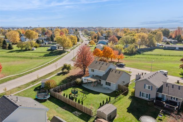 800 9th Court SE, Bondurant, IA 50035