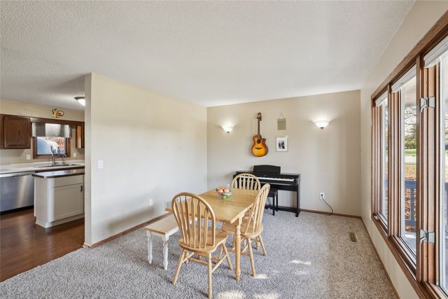 800 9th Court SE, Bondurant, IA 50035