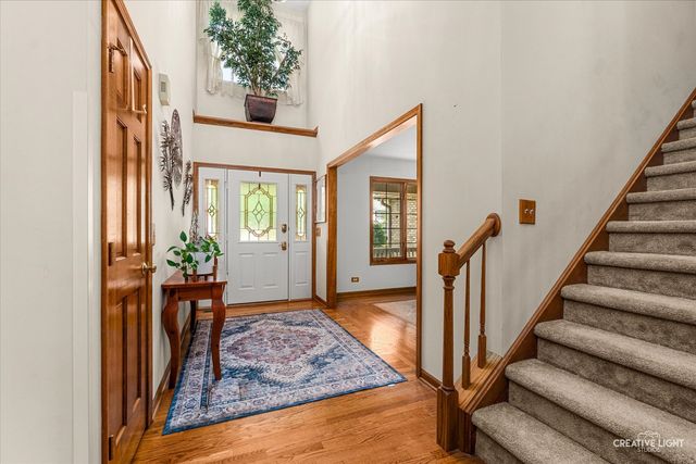 413 Windsor Drive, Oswego, IL 60543