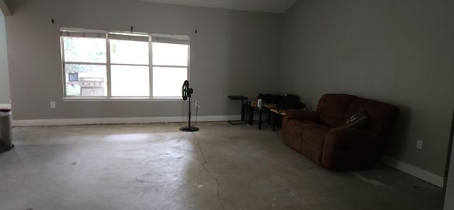 130 Crab Apple Avenue, Crestview, FL 32536