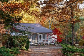 1294 Long Mountain Rd, Mcminnville, TN 37110