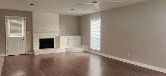 5006 Droddy Street, Houston, TX 77091