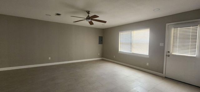 5006 Droddy Street, Houston, TX 77091