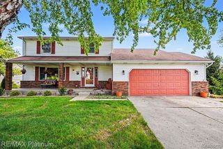 61959 Topsfield Lane, South Lyon, MI 48178