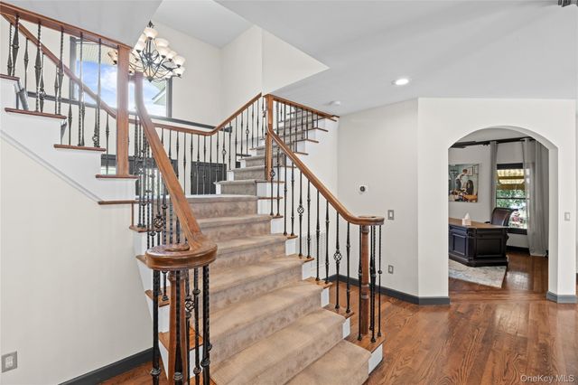 138 Cambon Avenue, Saint James, NY 11780