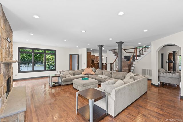 138 Cambon Avenue, Saint James, NY 11780