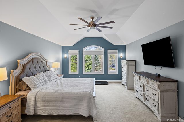 138 Cambon Avenue, Saint James, NY 11780