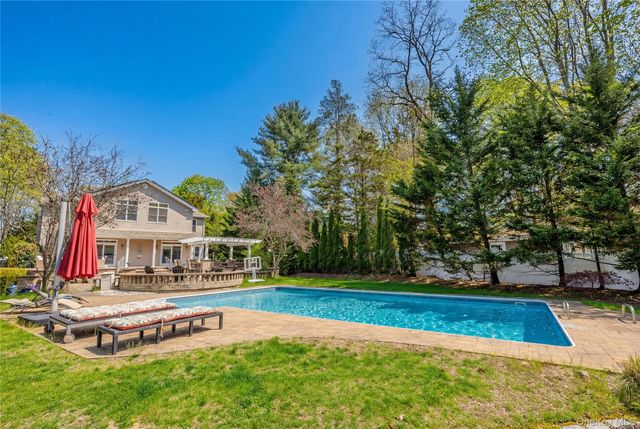 138 Cambon Avenue, Saint James, NY 11780