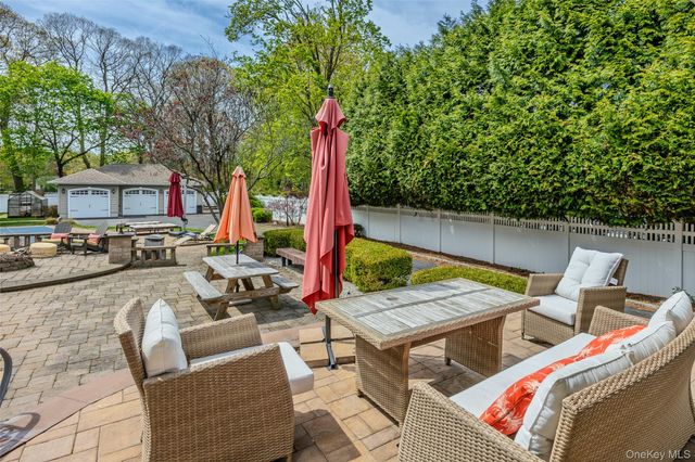 138 Cambon Avenue, Saint James, NY 11780