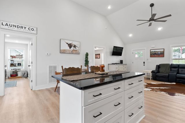 357 Miriah Dr, Mcminnville, TN 37110