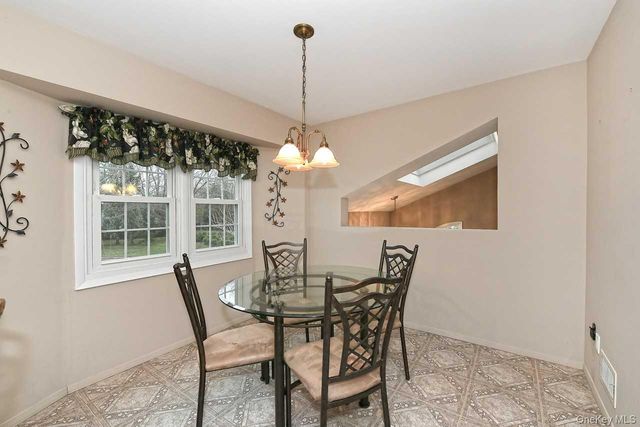 79 Lakebridge Drive S, Kings Park, NY 11754