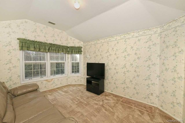 79 Lakebridge Drive S, Kings Park, NY 11754