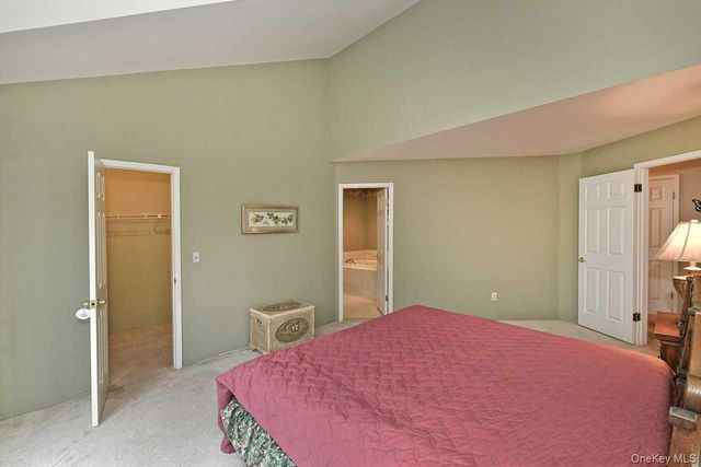 79 Lakebridge Drive S, Kings Park, NY 11754