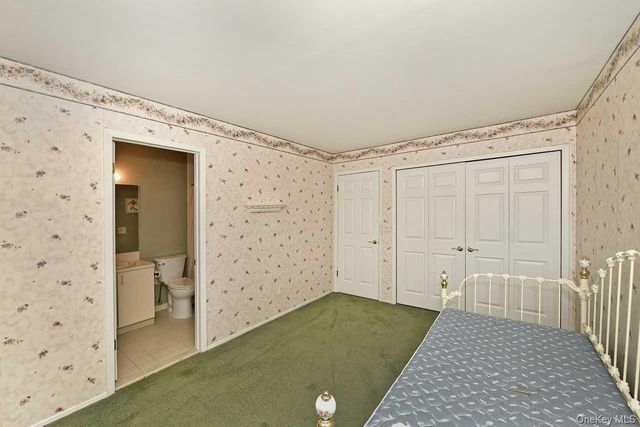 79 Lakebridge Drive S, Kings Park, NY 11754