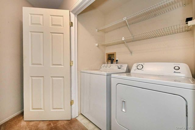 79 Lakebridge Drive S, Kings Park, NY 11754