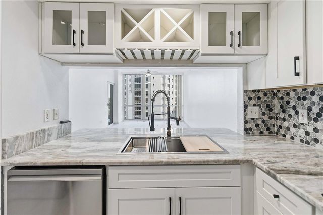 322 E CENTRAL BOULEVARD 1013, Orlando, FL 32801