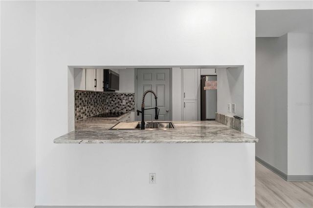 322 E CENTRAL BOULEVARD 1013, Orlando, FL 32801