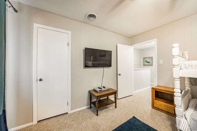 601 Dave Creek Pkwy Apt 93, Fairfield Bay, AR 72088