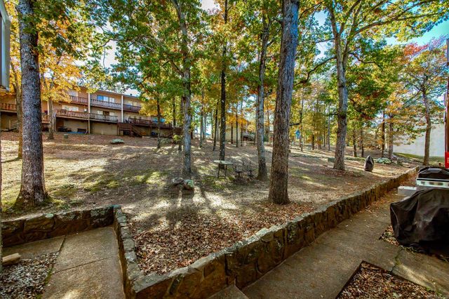 601 Dave Creek Pkwy Apt 93, Fairfield Bay, AR 72088