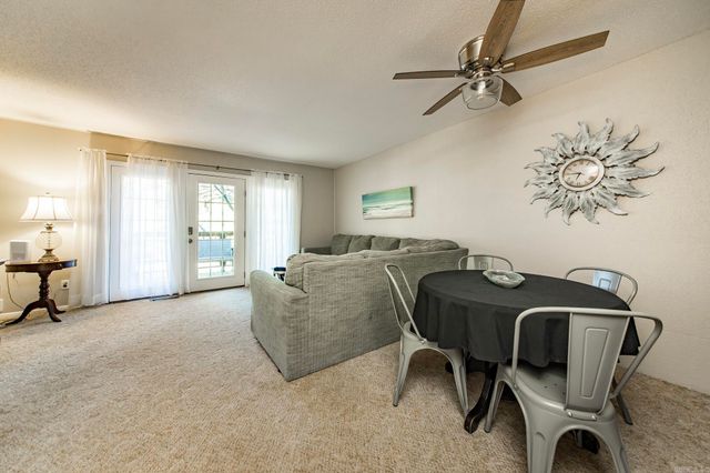 601 Dave Creek Pkwy Apt 93, Fairfield Bay, AR 72088
