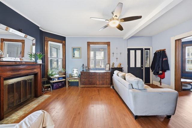41 Euclid Ave, Springfield, MA 01108