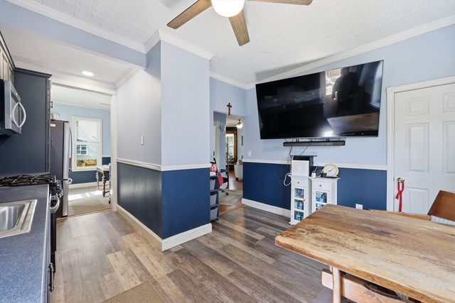 41 Euclid Ave, Springfield, MA 01108